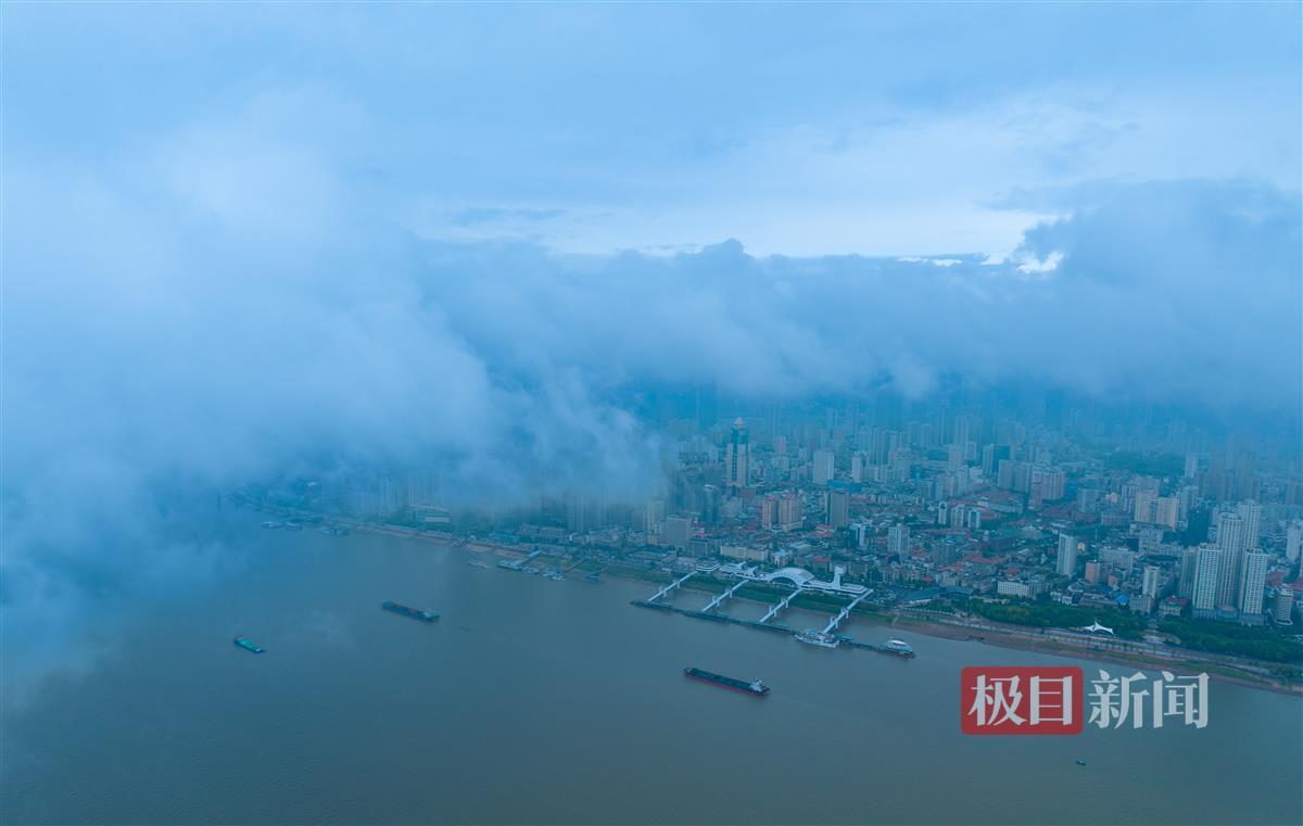 辉煌快速充值中心代理